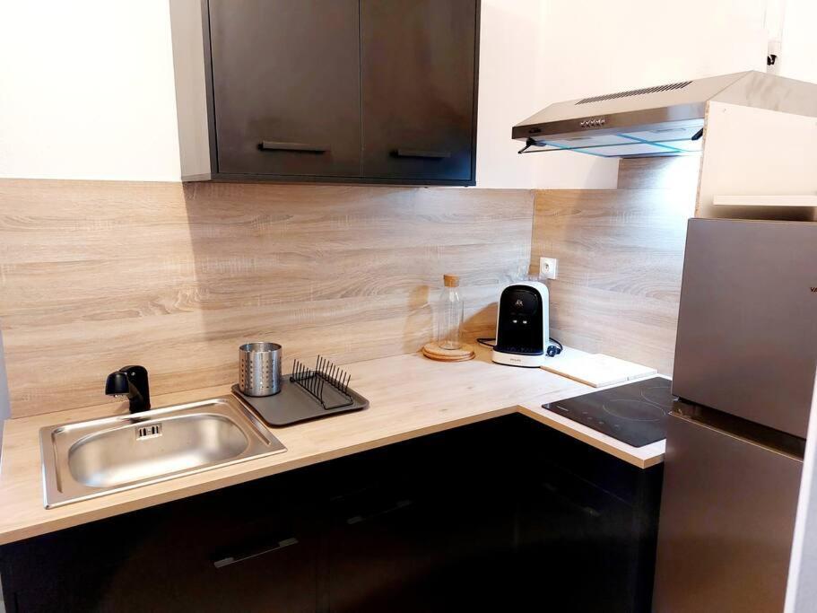 Appartement T2 De Charme, Centre Historique De *